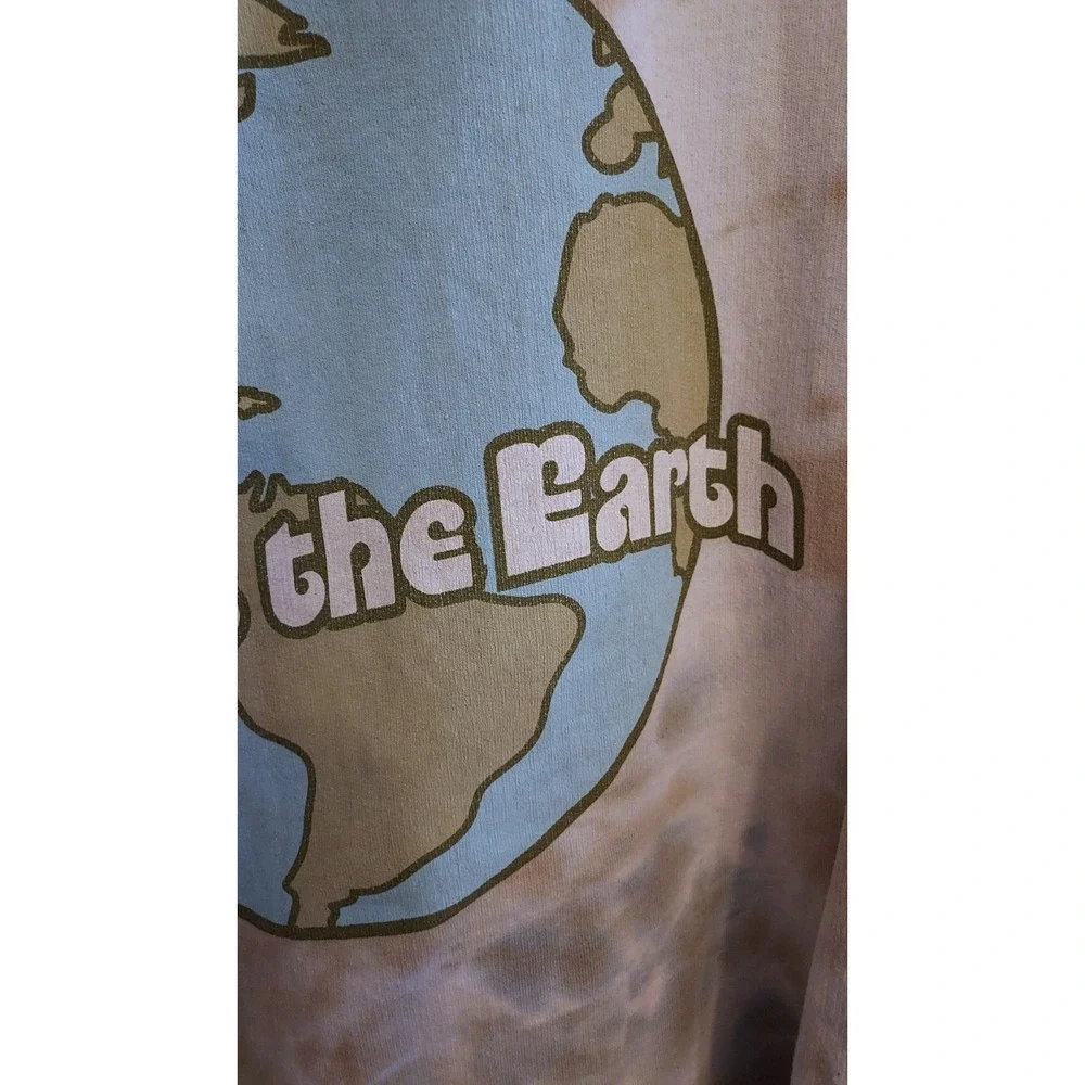 Peanuts Snoopy Protect The Earth‎ Tie Dye Hoodie Unisex Size Medium Sweatshirt